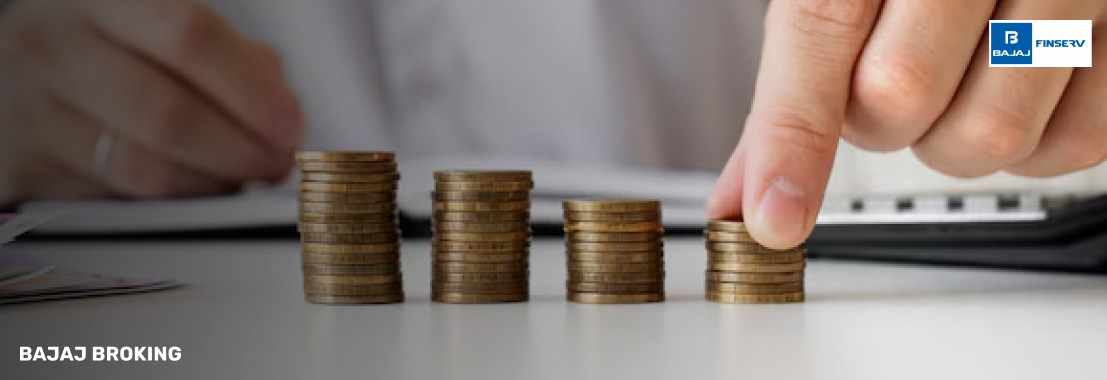 What is a Fund of Funds (FOF)?